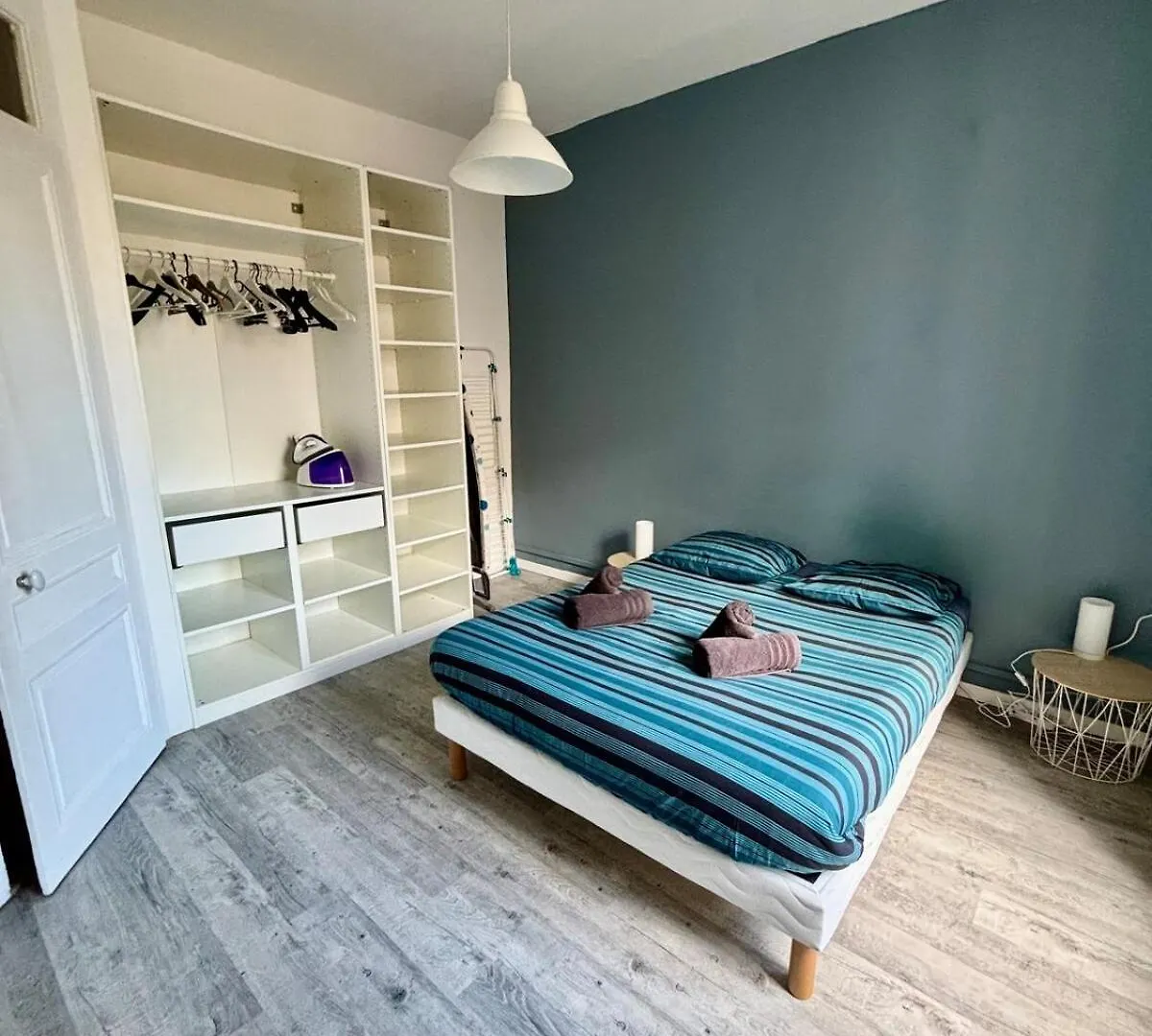 Beautiful Renovated Apartment, Internet, Tram Lyon 0*,